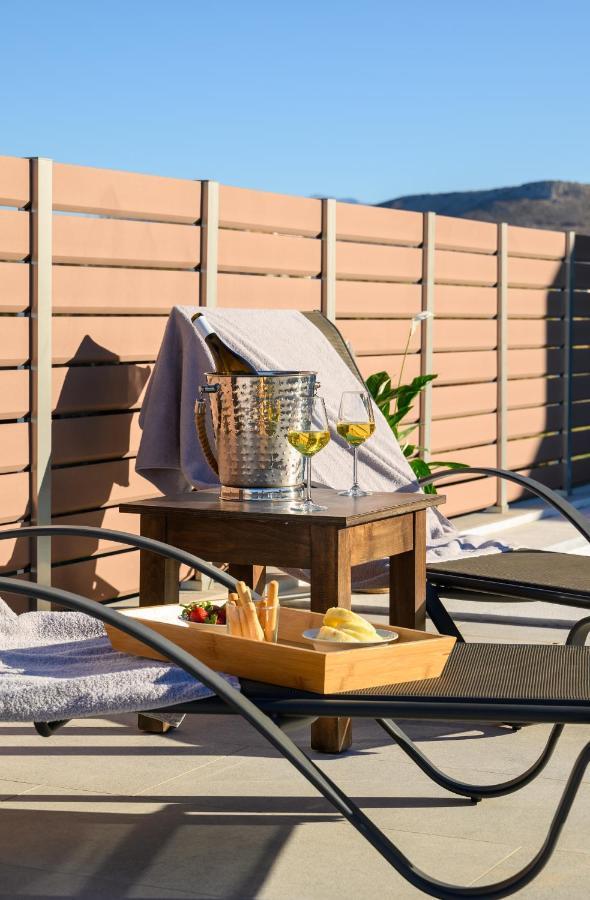 Kokkini Hani Anasa Luxury Villas מראה חיצוני תמונה